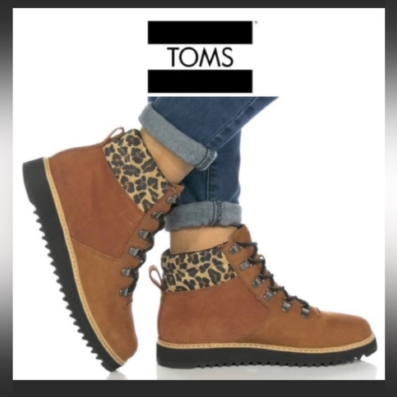 Nwt Toms hiking boot - Picture 2 of 9